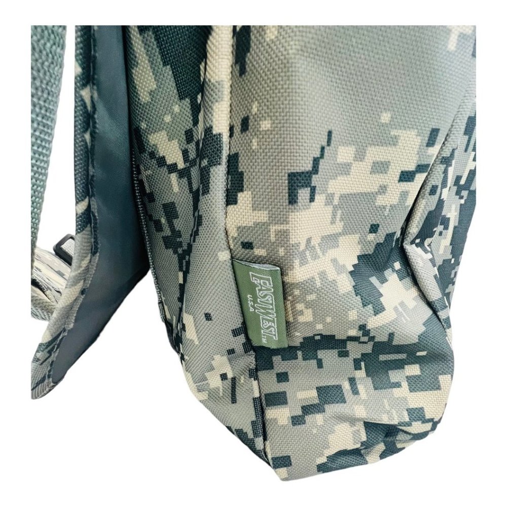 EastWest Diaper/Tote Bag Camo Design EUC - Picture 3 of 12